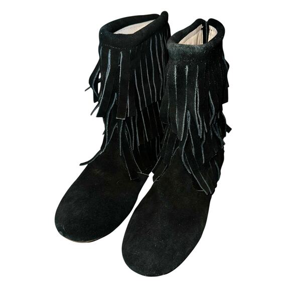 Monkey Feet Black Fringe Ankle Boots - Picture 2 of 10